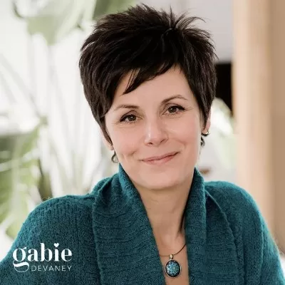 Gabie Devaney  |  Reconnect Your Heart